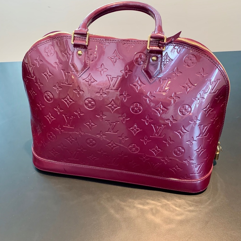 Louis Vuitton Vernis Alma GM